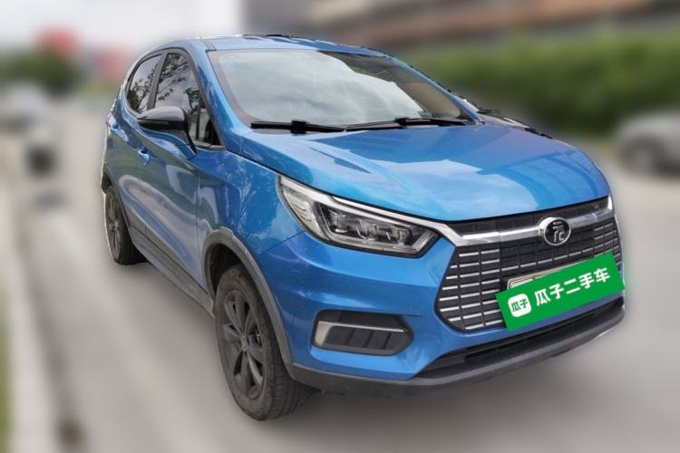 Used BYD Yuan New Energy 2019 EV535 Smart Connect Trendsetting Model Front Right 45 Deg