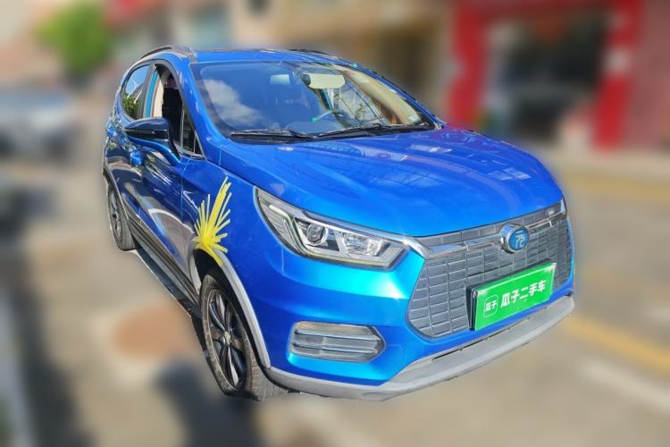 Used BYD Yuan New Energy 2019 EV360 Smart Connect Leading Model Front Right 45 Deg