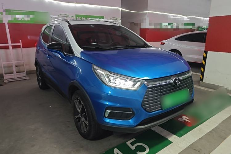 Used BYD Yuan New Energy 2019 EV535 High-Energy Leading Edition Front Right 45 Deg
