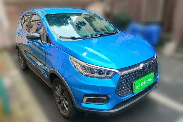 Used BYD Yuan New Energy 2019 EV535 Smart Connect Trendsetting Model Front Right 45 Deg