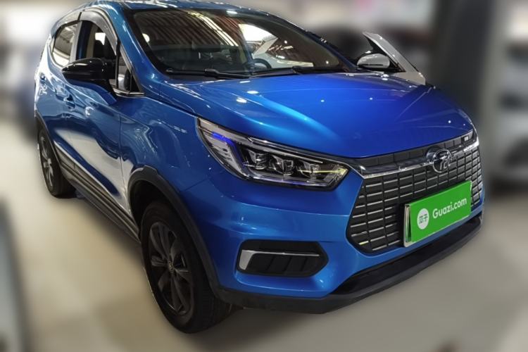 Used BYD Yuan New Energy 2019 EV535 Smart Connect Trendsetting Model Front Right 45 Deg