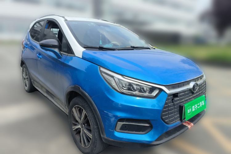 Used BYD Yuan New Energy 2019 EV360 Smart Connect Leading Model Front Right 45 Deg