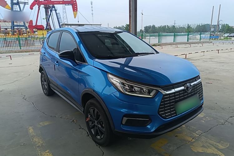 Used BYD Yuan New Energy 2019 EV535 Smart Connect Trendsetting Model Front Right 45 Deg
