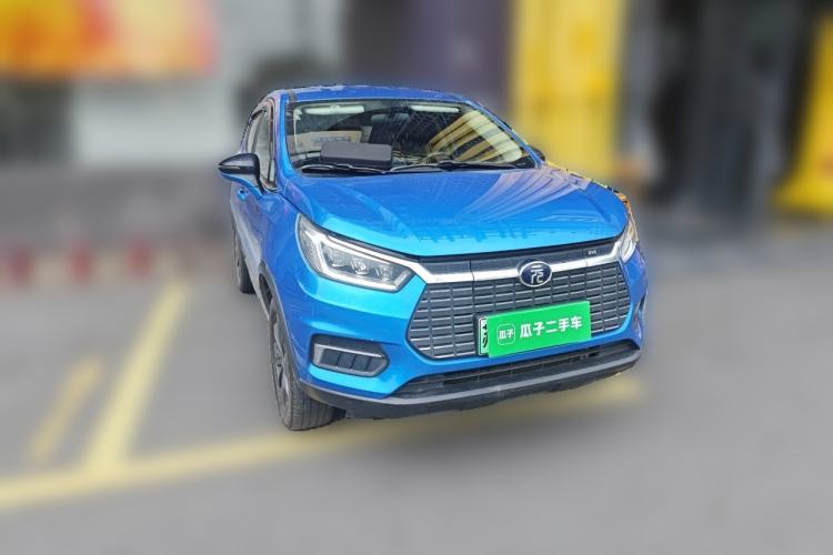 Used BYD Yuan New Energy 2019 EV535 Smart Connect Trendsetting Model Front Right 45 Deg