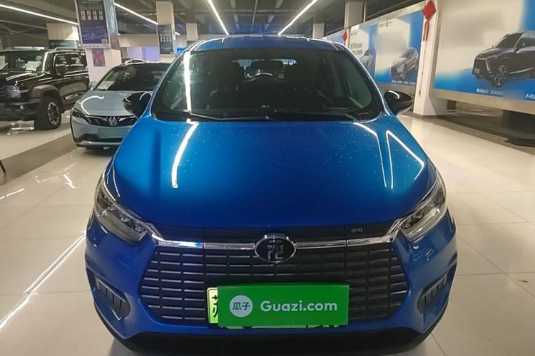Used BYD Yuan New Energy 2019 EV535 Smart Connect Trendsetting Model Front
