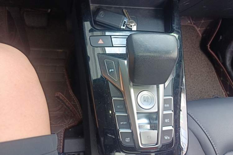 Used BYD Yuan New Energy 2019 EV535 High-Energy Leading Edition Gear Lever