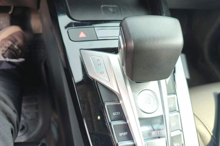Used BYD Yuan New Energy 2019 EV535 High-Energy Leading Edition Gear Lever