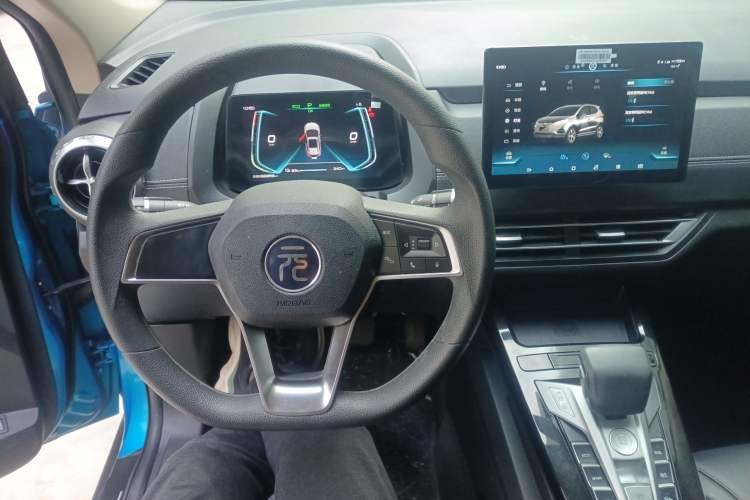 Used BYD Yuan New Energy 2019 EV535 Smart Connect Trendsetting Model Interior 2