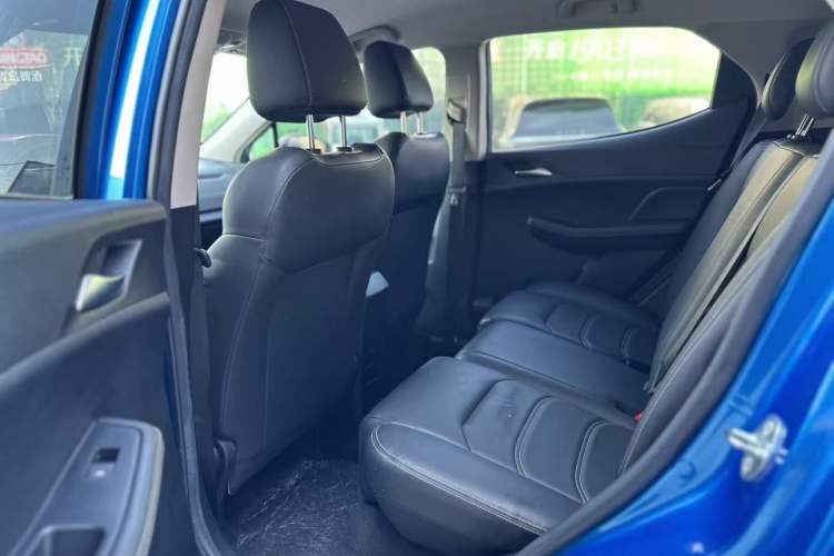 Used BYD Yuan New Energy 2019 EV535 Smart Connect Trendsetting Model Interior 3