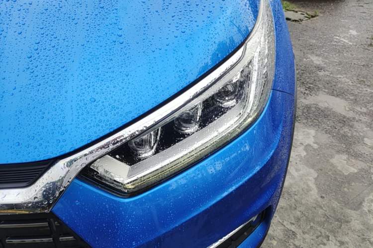Used BYD Yuan New Energy 2019 EV535 Smart Connect Trendsetting Model Left Front Headlight
