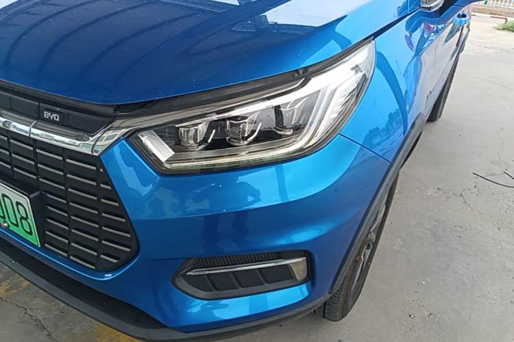 Used BYD Yuan New Energy 2019 EV535 Smart Connect Trendsetting Model Left Front Headlight