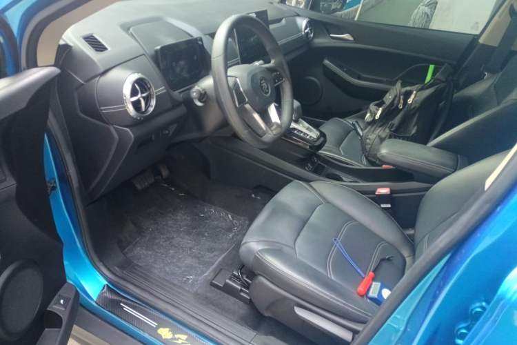 Used BYD Yuan New Energy 2019 EV535 Smart Connect Trendsetting Model Left Front Seat