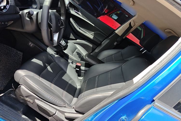 Used BYD Yuan New Energy 2019 EV535 Smart Connect Trendsetting Model Left Front Seat