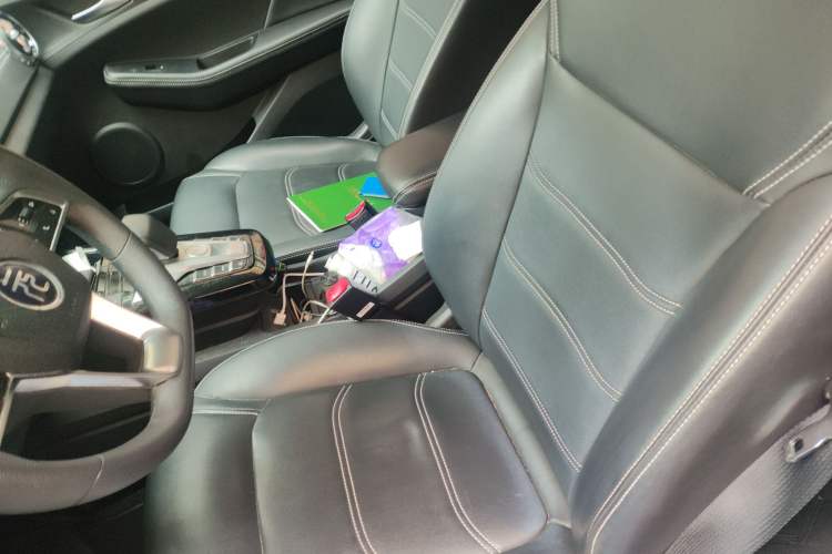 Used BYD Yuan New Energy 2019 EV535 Smart Connect Trendsetting Model Left Front Seat