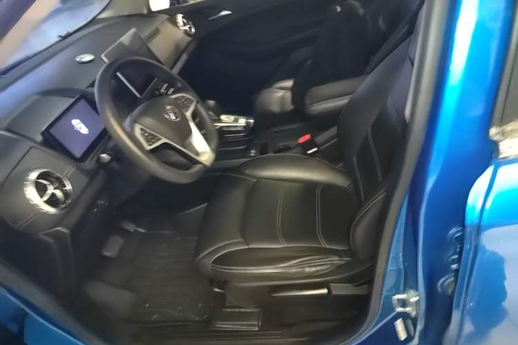 Used BYD Yuan New Energy 2019 EV535 Smart Connect Trendsetting Model Left Front Seat