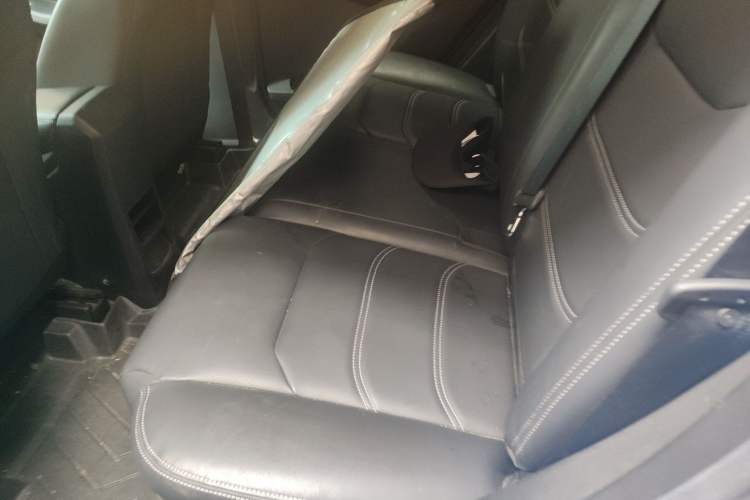 Used BYD Yuan New Energy 2019 EV535 Smart Connect Trendsetting Model Left Rear Seat