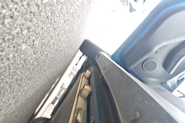 Used BYD Yuan New Energy 2019 EV535 Smart Connect Trendsetting Model Left Side Sill