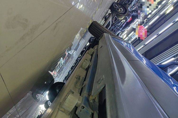 Used BYD Yuan New Energy 2019 EV535 Smart Connect Trendsetting Model Left Side Sill