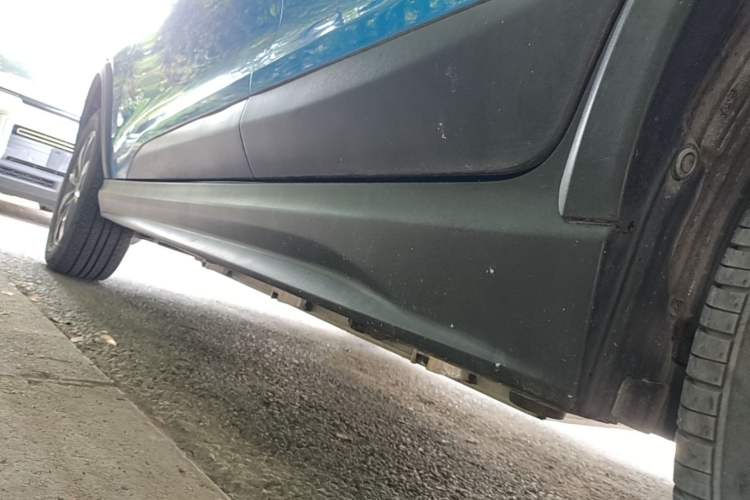 Used BYD Yuan New Energy 2019 EV360 Smart Connect Leading Model Left Side Sill