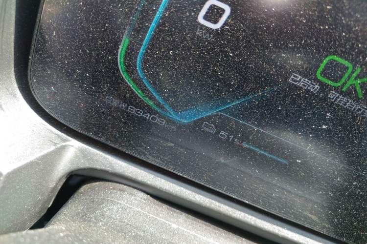 Used BYD Yuan New Energy 2019 EV535 Smart Connect Trendsetting Model Odometer Close Up
