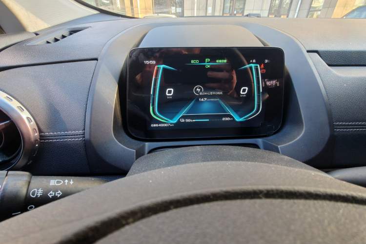 Used BYD Yuan New Energy 2019 EV535 High-Energy Leading Edition Odometer Close Up