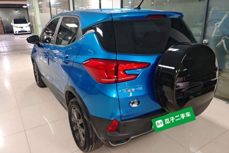 Used BYD Yuan New Energy 2019 EV535 Smart Connect Trendsetting Model Rear Left 45 Deg