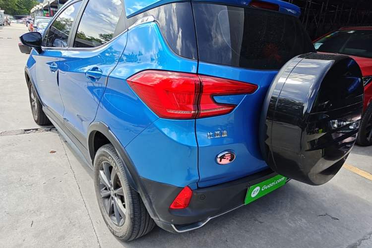 Used BYD Yuan New Energy 2019 EV535 Smart Connect Trendsetting Model Rear Left 45 Deg