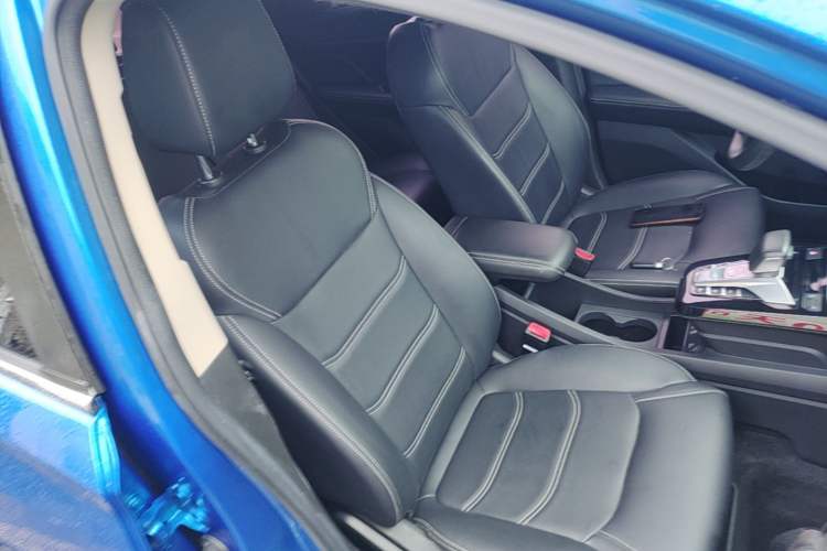 Used BYD Yuan New Energy 2019 EV535 Smart Connect Trendsetting Model Right Front Seat
