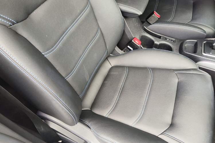 Used BYD Yuan New Energy 2019 EV360 Smart Connect Leading Model Right Front Seat