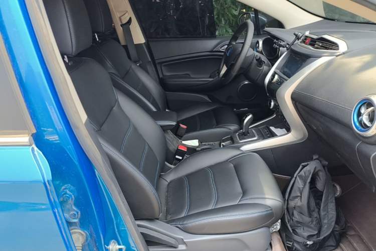 Used BYD Yuan New Energy 2019 EV360 Smart Connect Leading Model Right Front Seat