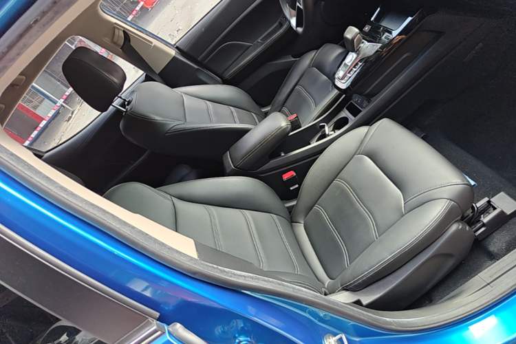 Used BYD Yuan New Energy 2019 EV535 Smart Connect Trendsetting Model Right Front Seat