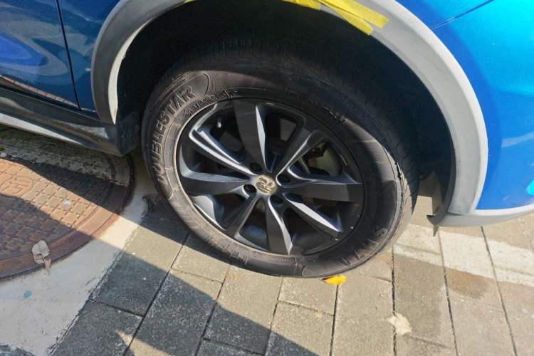 Used BYD Yuan New Energy 2019 EV360 Smart Connect Leading Model Right Front Wheel Hub