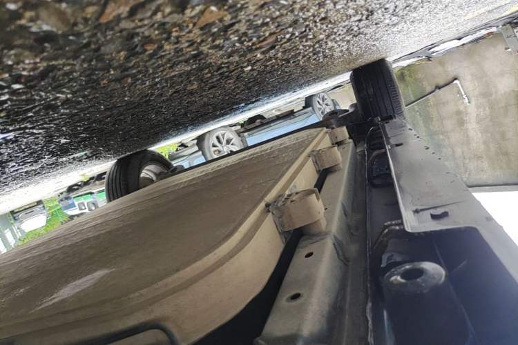 Used BYD Yuan New Energy 2019 EV535 Smart Connect Trendsetting Model Right Side Sill