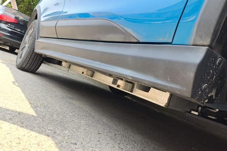 Used BYD Yuan New Energy 2019 EV360 Smart Connect Leading Model Right Side Sill