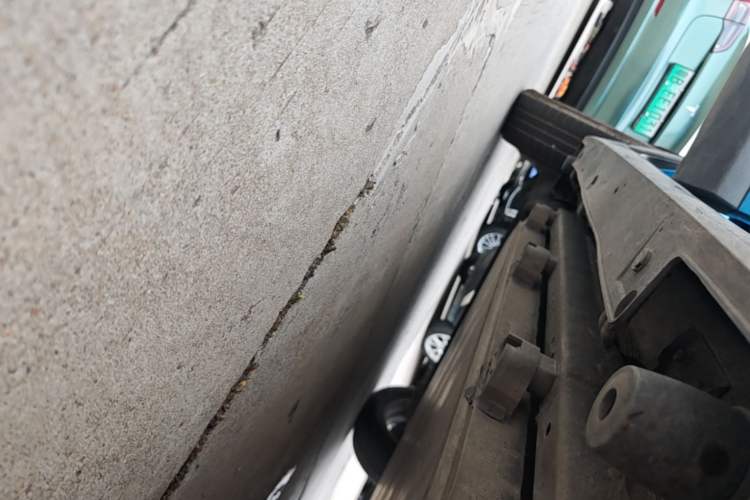 Used BYD Yuan New Energy 2019 EV535 Smart Connect Trendsetting Model Right Side Sill
