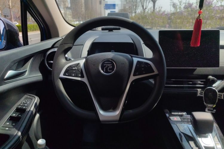 Used BYD Yuan New Energy 2019 EV535 Smart Connect Trendsetting Model Steering Wheel