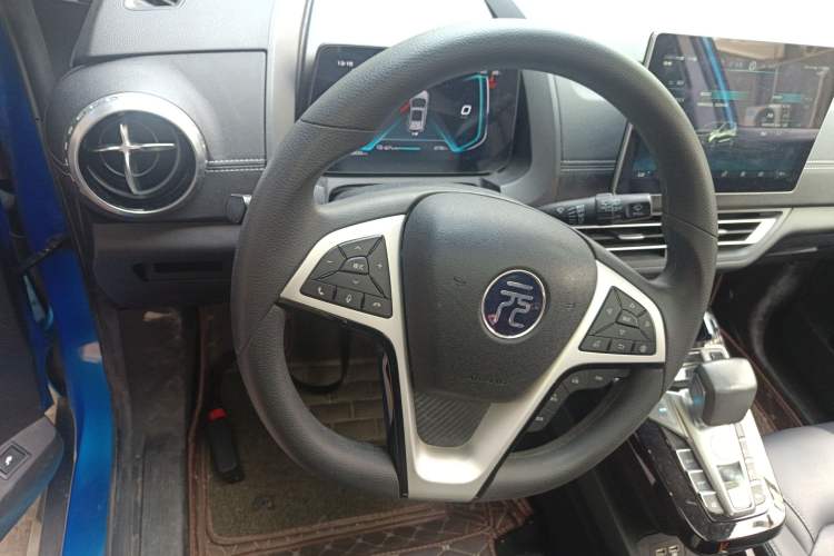 Used BYD Yuan New Energy 2019 EV535 High-Energy Leading Edition Steering Wheel