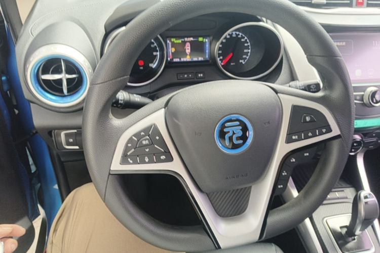 Used BYD Yuan New Energy 2019 EV360 Smart Connect Leading Model Steering Wheel