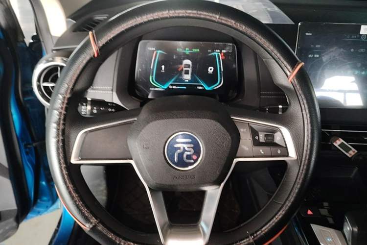 Used BYD Yuan New Energy 2019 EV535 Smart Connect Trendsetting Model Steering Wheel