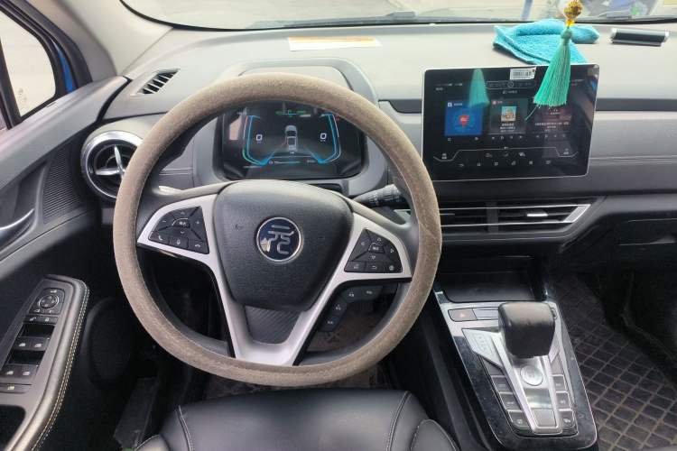 Used BYD Yuan New Energy 2019 EV360 Smart Connect Leading Model Steering Wheel