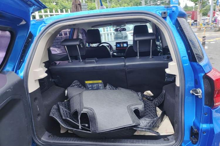 Used BYD Yuan New Energy 2019 EV535 Smart Connect Trendsetting Model Trunk