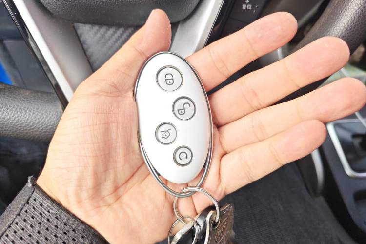 Used BYD Yuan New Energy 2019 EV360 Smart Connect Leading Model Vehicle Key