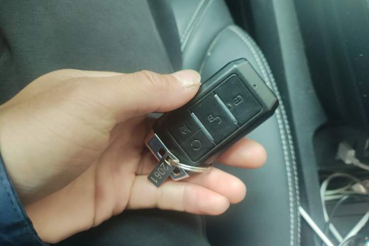 Used BYD Yuan New Energy 2019 EV535 Smart Connect Trendsetting Model Vehicle Key