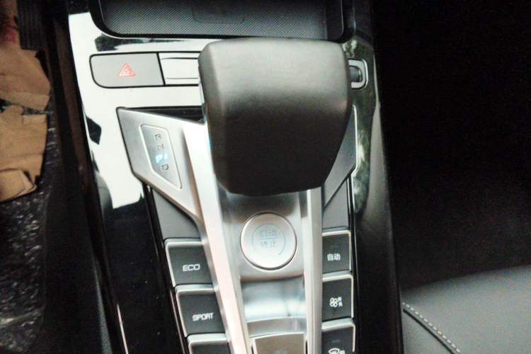 Used BYD Yuan New Energy 2019 EV535 High-Energy Leading Edition Gear Lever