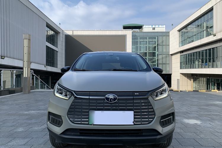 Used BYD Yuan New Energy 2019 EV535 Smart Connect Trendsetting Model Exterior 5