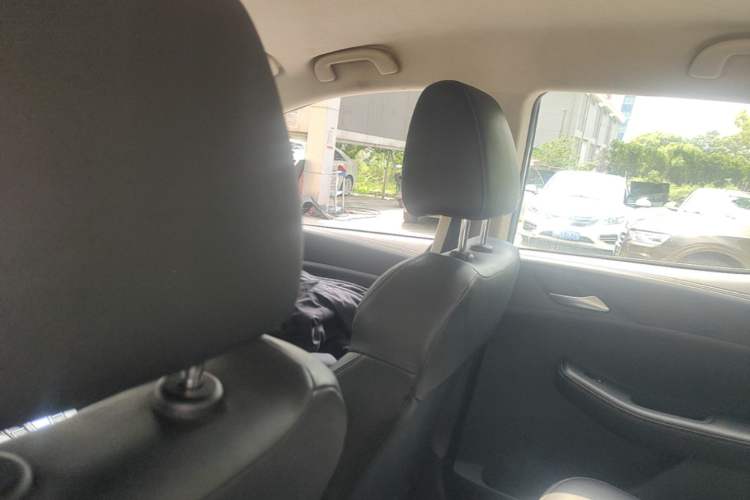 Used BYD Yuan New Energy 2019 EV535 Smart Connect Trendsetting Model Headliner