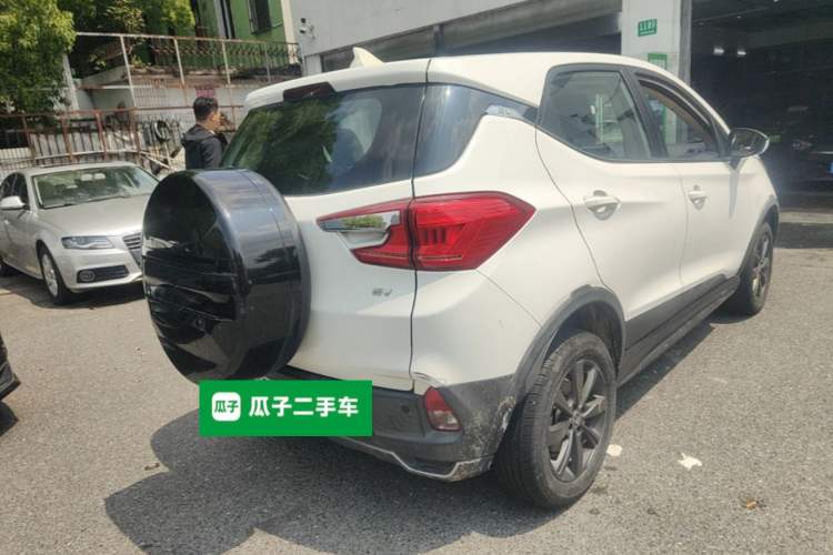 Used BYD Yuan New Energy 2019 EV535 Smart Connect Trendsetting Model Rear Right 45 Deg