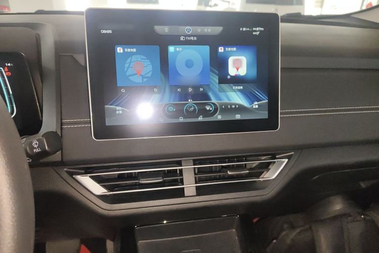 Used BYD Yuan New Energy 2019 EV535 High-Energy Leading Edition Audio And AC Panel