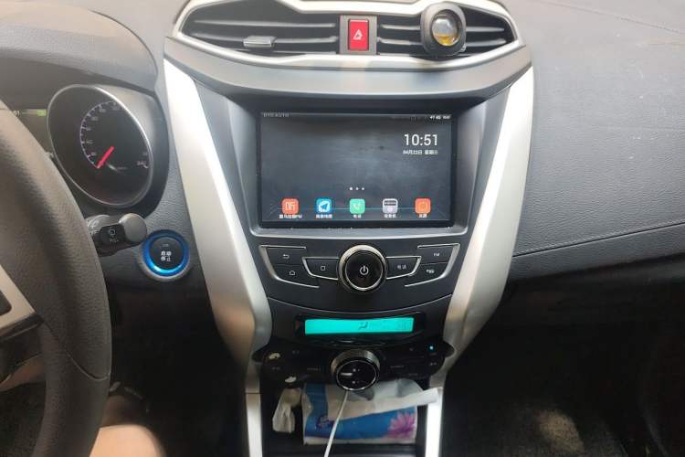 Used BYD Yuan New Energy 2019 EV360 Smart Connect Elite Model Audio And AC Panel