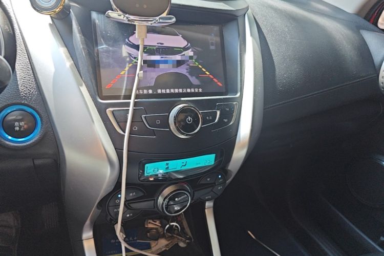 Used BYD Yuan New Energy 2019 EV360 Smart Connect Leading Model Audio And AC Panel